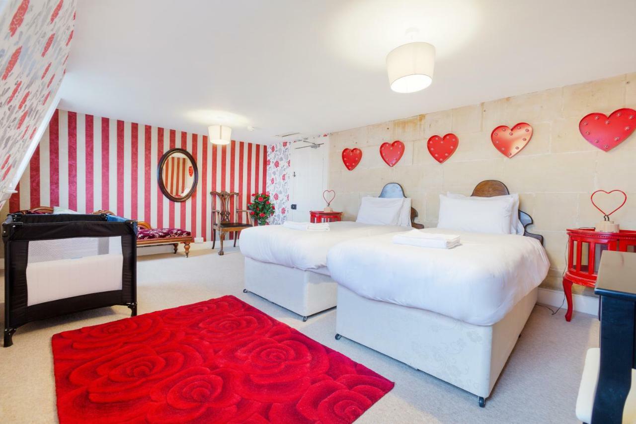 The Wonderland Townhouse - Alice In Wonderland 7Bdr Home Bath Exteriér fotografie