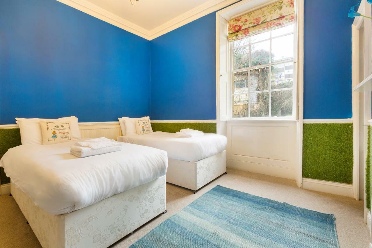 The Wonderland Townhouse - Alice In Wonderland 7Bdr Home Bath Exteriér fotografie