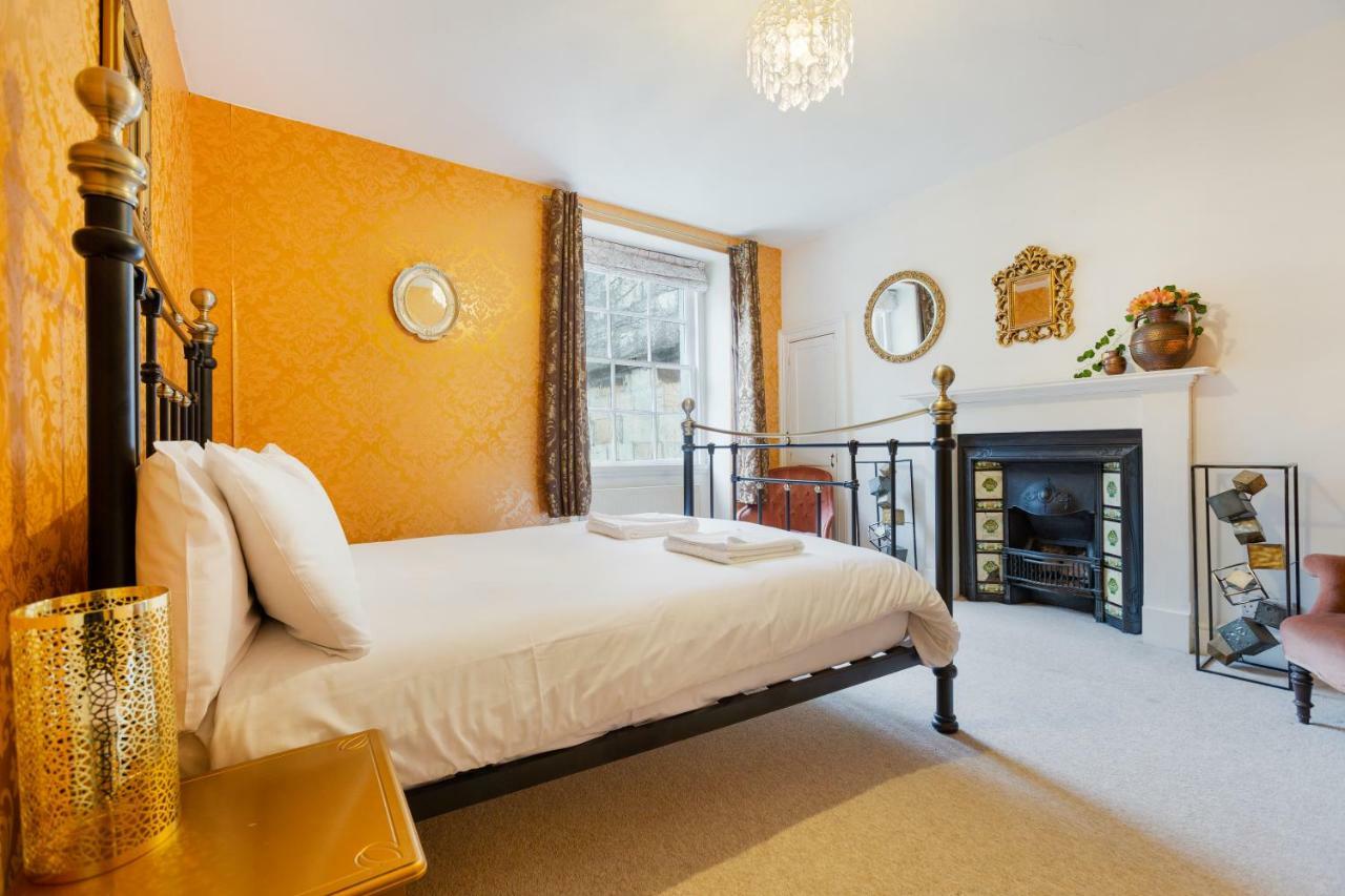 The Wonderland Townhouse - Alice In Wonderland 7Bdr Home Bath Exteriér fotografie